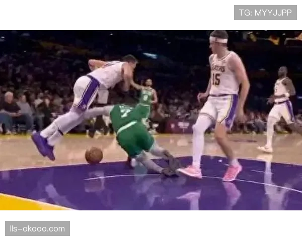 凯尔特人连败分析：防守端过度轮转导致无效跑动增多，体系出现疲态